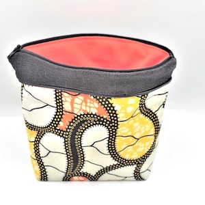 Trousse de toilette pour homme ou femme, Fourre-tout en coton à fond large, agrémenté d'un passe poil, doublée, avec fermeture éclair.