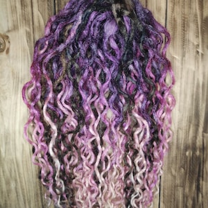 Crochet purple and blond wavy extensions Curly brown white dreads Double ended & single ended beige locks Synthetic curly gothic dreads