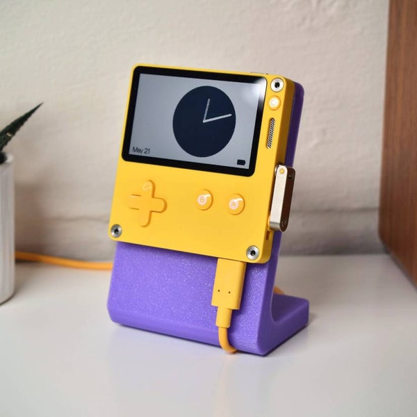 Playdate Magnetic Charging Stand - 3D Printed