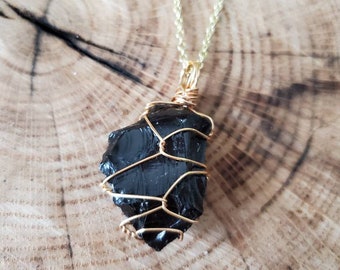 Spring.Rd Unisex Obsidian Stone Gem Wolf Tooth Pendant Necklace with Adjustable Rope Amulet Lucky Protection Crystal Necklace Jewelry for Men Women 2 inch