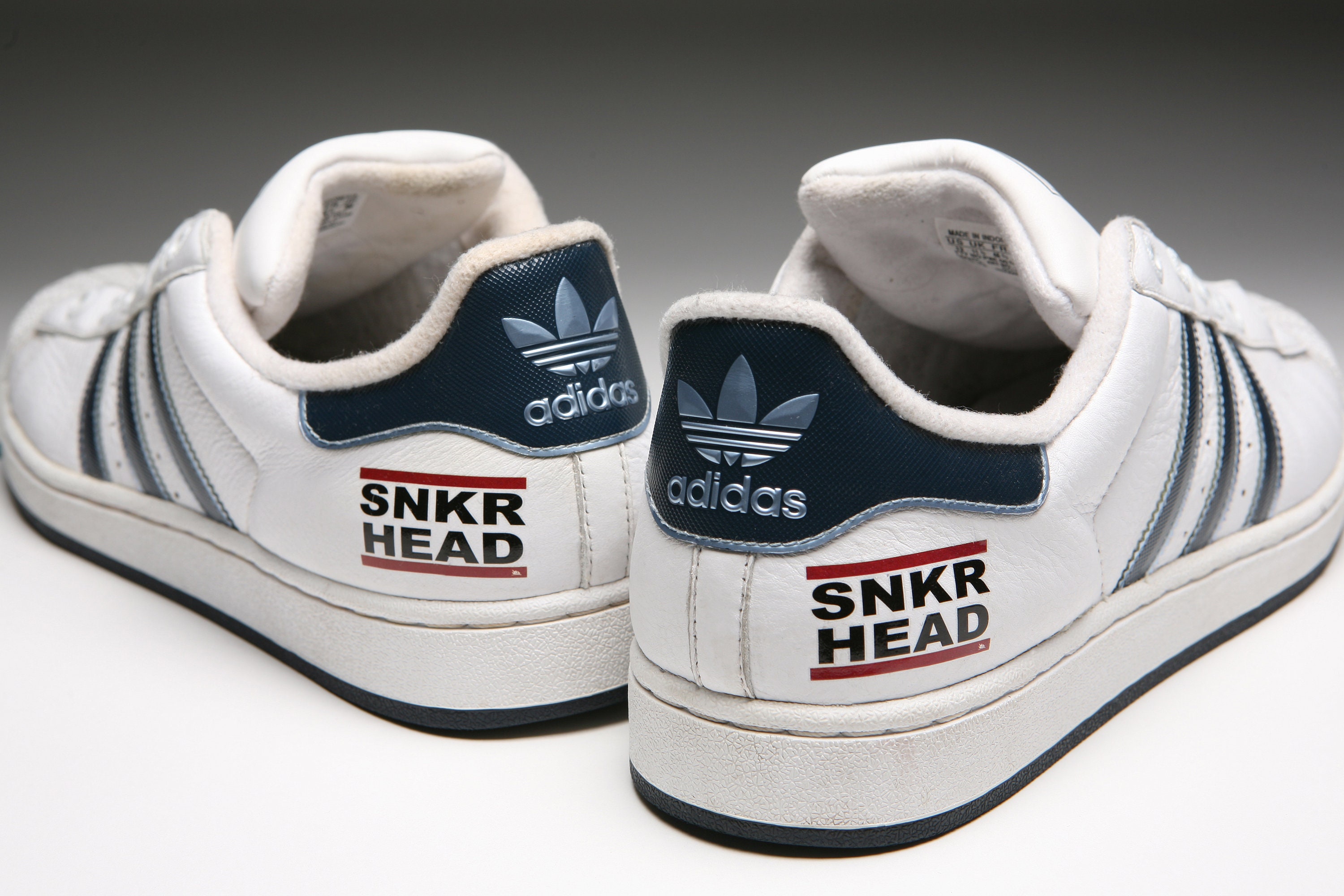 Menos que níquel televisor SNKR HEAD Re-usable Sneaker Decal Nike AF1 Adidas Superstar - Etsy Israel