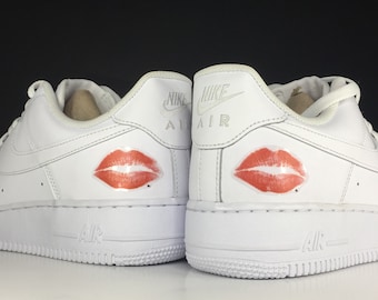 Af1 lips hotsell