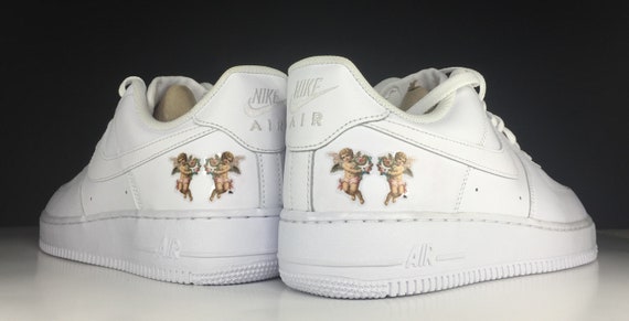 Nike per shop adidas