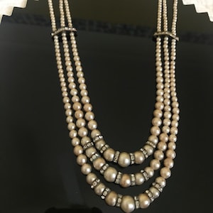 Vintage Pearl Necklace and Bracelet Set with Diamantes