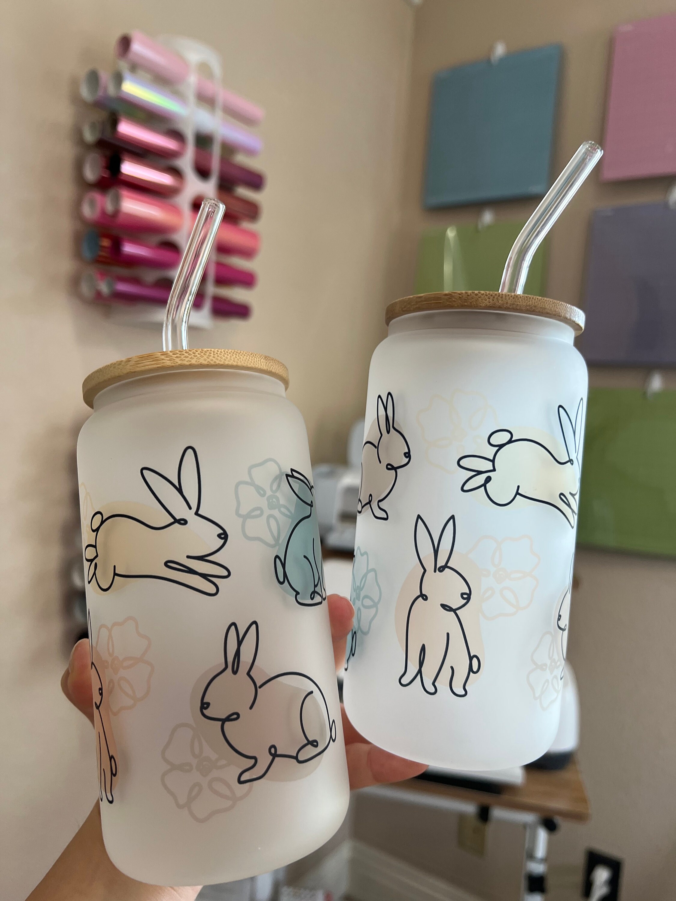 CGT Easter Plastic Sipper Tumblers with Lid and Straws Spring Cups