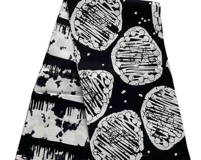 African Fabric By The Yard/Ankara Fabric/African Fabric/Quilt Fabric/Craft Fabric/100% Cotton/MK707E/White and Black Ankara Fabric.