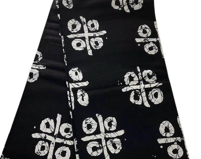 African Fabric By The Yard/Ankara Fabric/African Fabric/Quilt Fabric/Craft Fabric/100% Cotton/MK707D/White and Black Ankara Fabric.