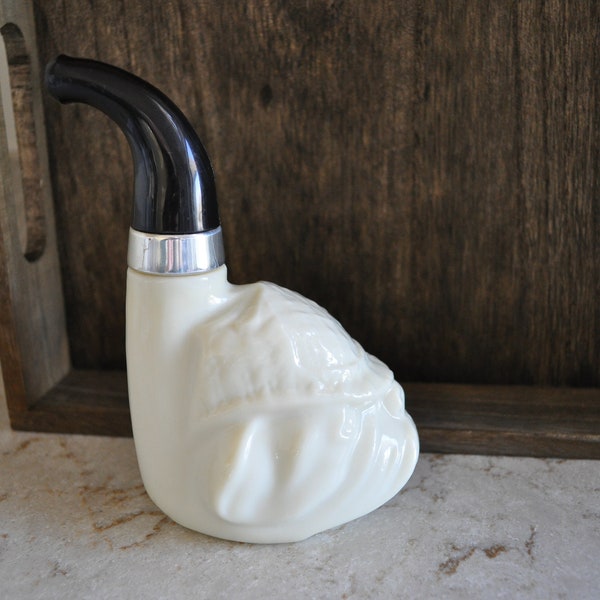 Avon Bulldog Pipe Empty Wild Country Bottle