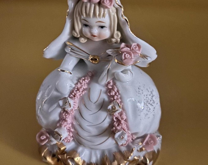 Vintage Lefton Cinderella Hand Painted Porcelain Figurine K 1052 Bride Figure Lover Antiques and Vintage