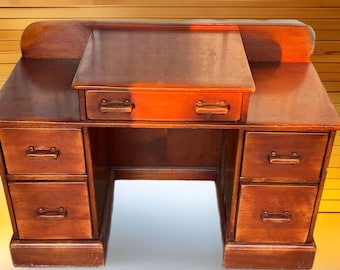 Cushman Colonial Creations Peter Schuyler Knee Hole Vanity No. 5-166 Desk Rustic Table Small Table with Drawers Lover Antiques & Vintage