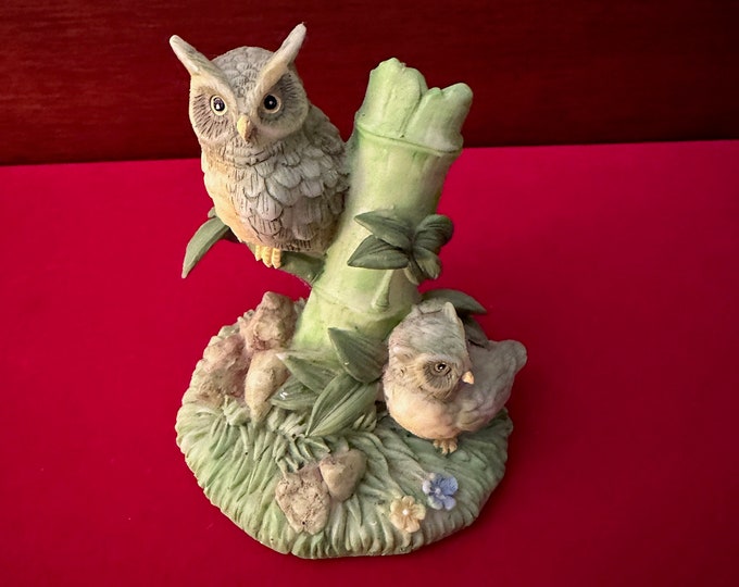 Vintage Porcelain Owl Figurine, Lover Antiques and Vintage