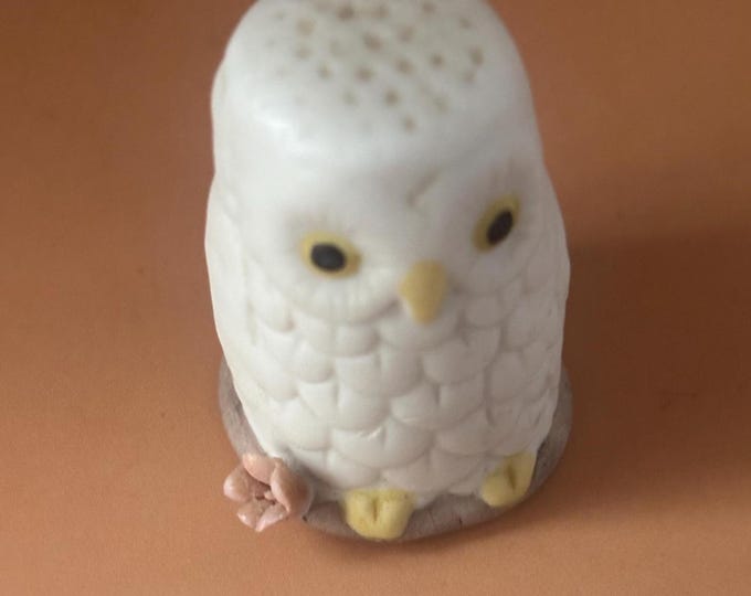 Porcelain Owl Thimble, Lover Antiques and Vintage