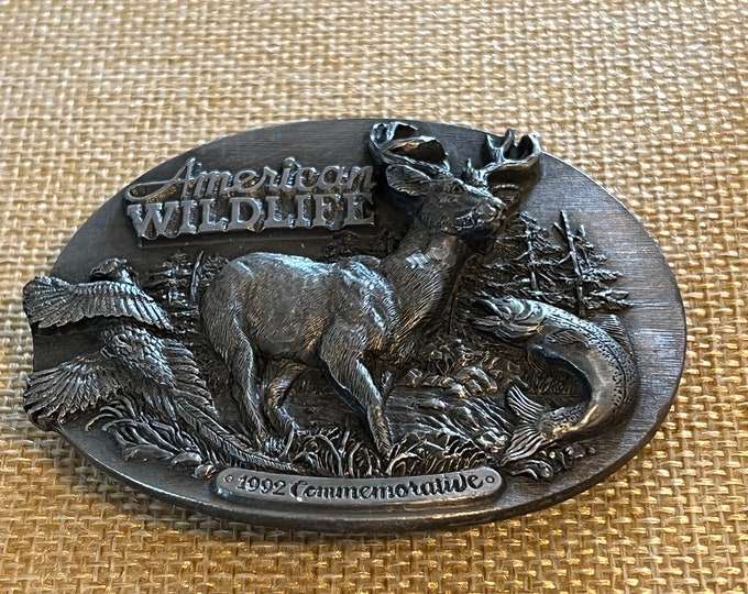 Vintage American Wildlife 1992 Commemorative Belt Buckle, Bison, Bear, Wild Animals Buckle, Siskiyou Buckle Co, Lover Antiques and Vintage