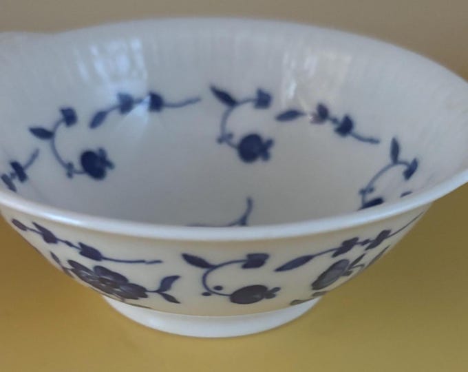Vintage Nantucket Bowl by Syracuse China Blue & White Dishes Lover Antiques and Vintage