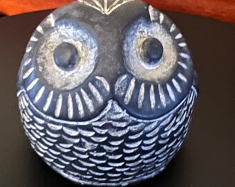 Vintage Pearlite Stonecraft Black & White Owl, Canada by Stonecraft Owl, Soapstone Owl Figurine, Lover Antiques and Vintage