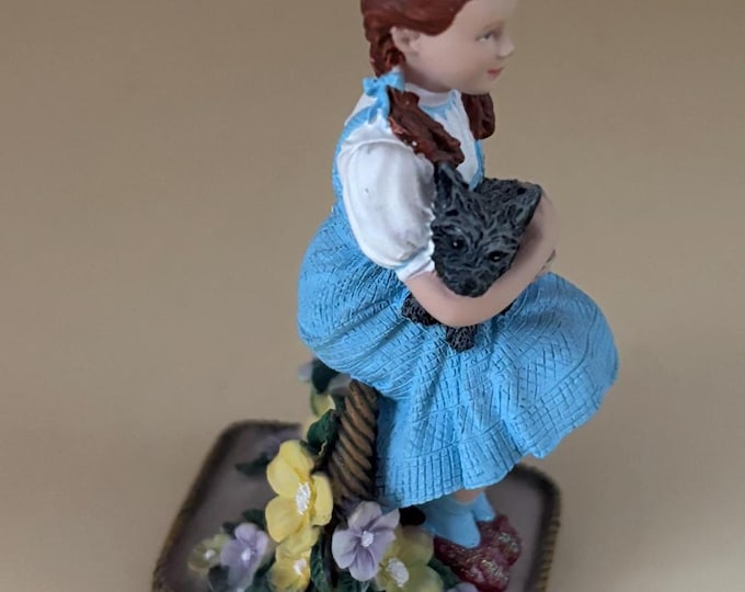 Vintage Dorothy and Toto From The Wizard of Oz Figurine Lover Antiques and Vintage