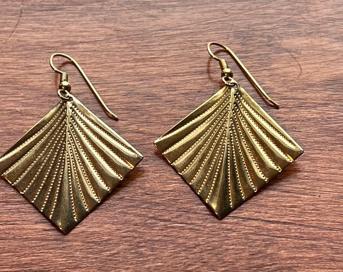 Vintage Fan Art Deco Fan Dangle Gold Pierced Earrings Elegant Native Tribal Inspired Jewelry Lover Antiques and Vintage