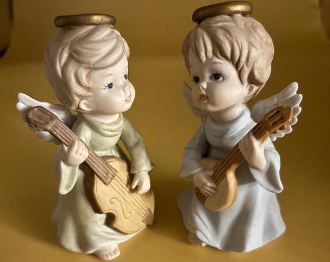 Vintage Lefton Angels Playing Guitar Set of 2 Hand Painted Porcelain Figurines Japanese Lover Antiques and Vintage