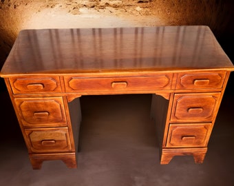 Cushman Colonial Creations Annisquam Knee Hole Vanity No. 071 Herman de Vries Rustic Table Small Table with Drawers Lover Antiques & Vintage