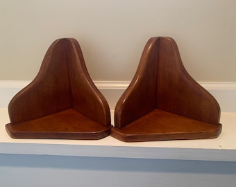 Cushman Colonial Creations Hanging Corner Racks, Vintage Wall Racks, Wall Shelves, Antique Corner Cabinets