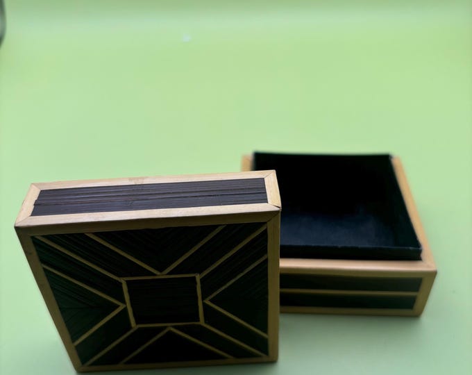 Vintage Wood with Marquetry Inlay Jewelry Box Trinket Box Lover Antiques and Vintage