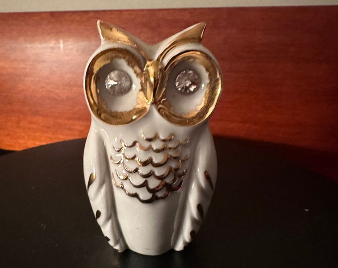 Vintage Oggetti Realizzati con Impasti de Limoges Owl, Capodimonte Porcelain Owl, Swarvoski Faceted Eyes, Porcelain Owl, Made in Italy Owl