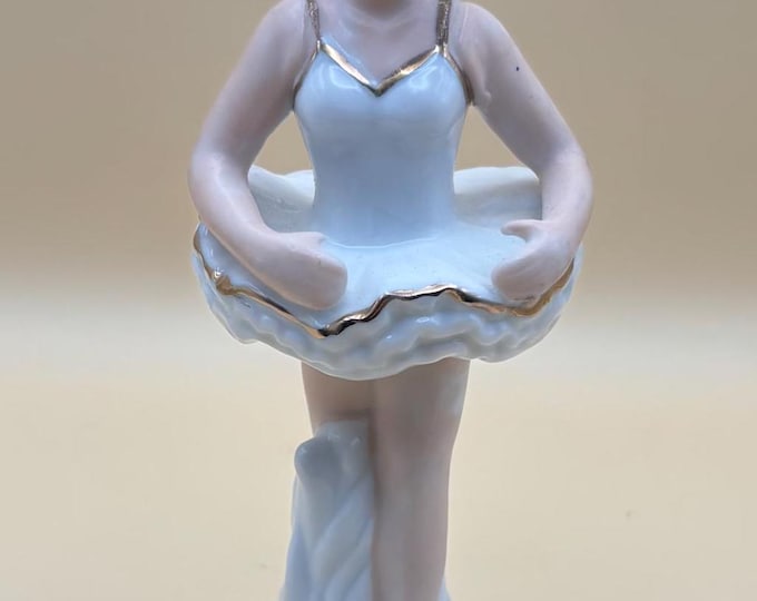 Vintage Elegante Sterling Heights MI Ballerina Fine China Girl Dancer with Pink Made in Japan Girl Figurine Lover Antiques and Vintage