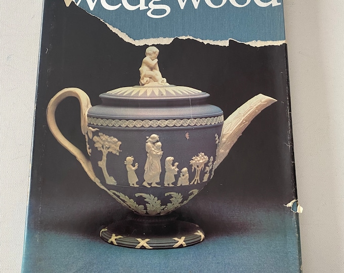 The Collector’s Wedgwood Guide Book by Robin Reilly Vintage Wedgwood Large Book Lover Antiques and Vintage