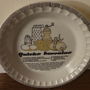 Vintage Jeannette Royal China Quiche Lorraine Pie Plate Lover Antiques and Vintage