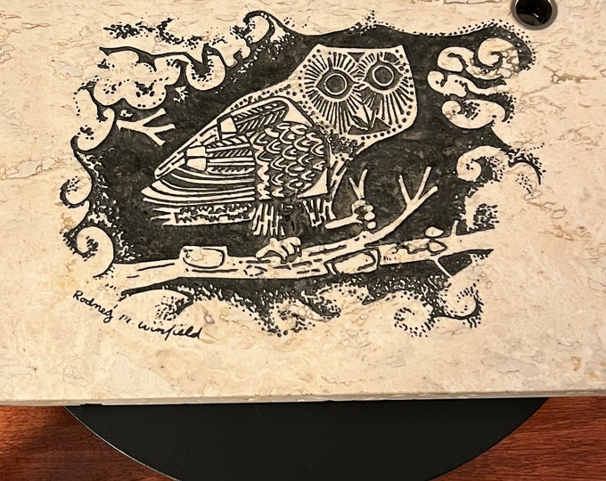 Vintage Owl Etching on Italy Travertine Tile Pen Holder, Signed by Rodney M. Winfield, Owl Stone Carving, Etching of Owl, Lover Antiques