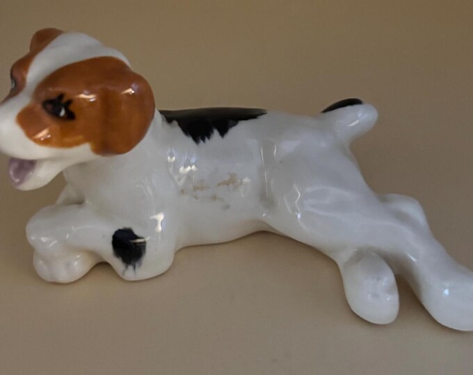 Vintage Beagle Dog Hand Painted Japan Figurine Animal Figure Lover Antiques and Vintage