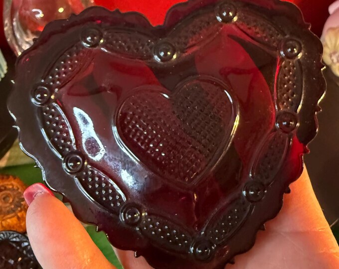 Vintage Ruby Red Heart Trinket Box Small Decorative Jewelry Storage