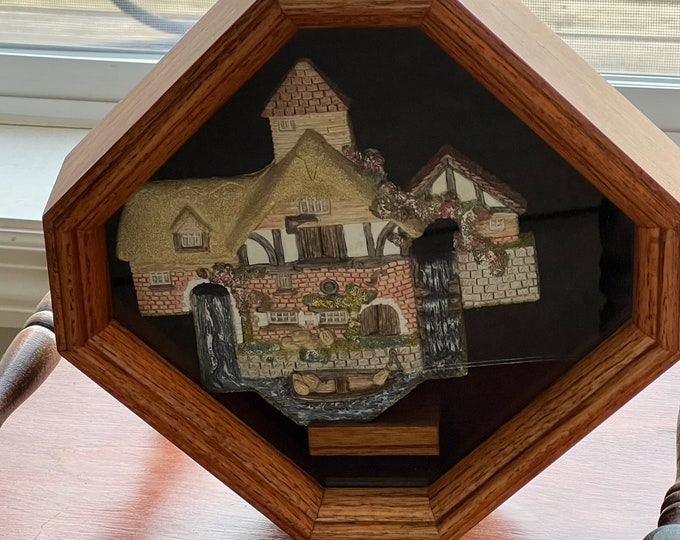 Vintage David Winter Cottages 1998 handmade hand painted by John Hine, LTD Great Britain Lover Antiques and Vintage