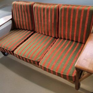 Cushman Colonial Creations Style Sette, Large Paddle Arm Couch, Rustic Sofa, Cool Original Cushions