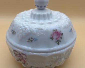 Vintage Westmoreland Lidded Compote Candy Dish Autumn Grape Design Lover Antiques and Vintage
