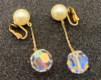 Vintage Pearl Hanging Crystal Earrings Lover Antiques and Vintage