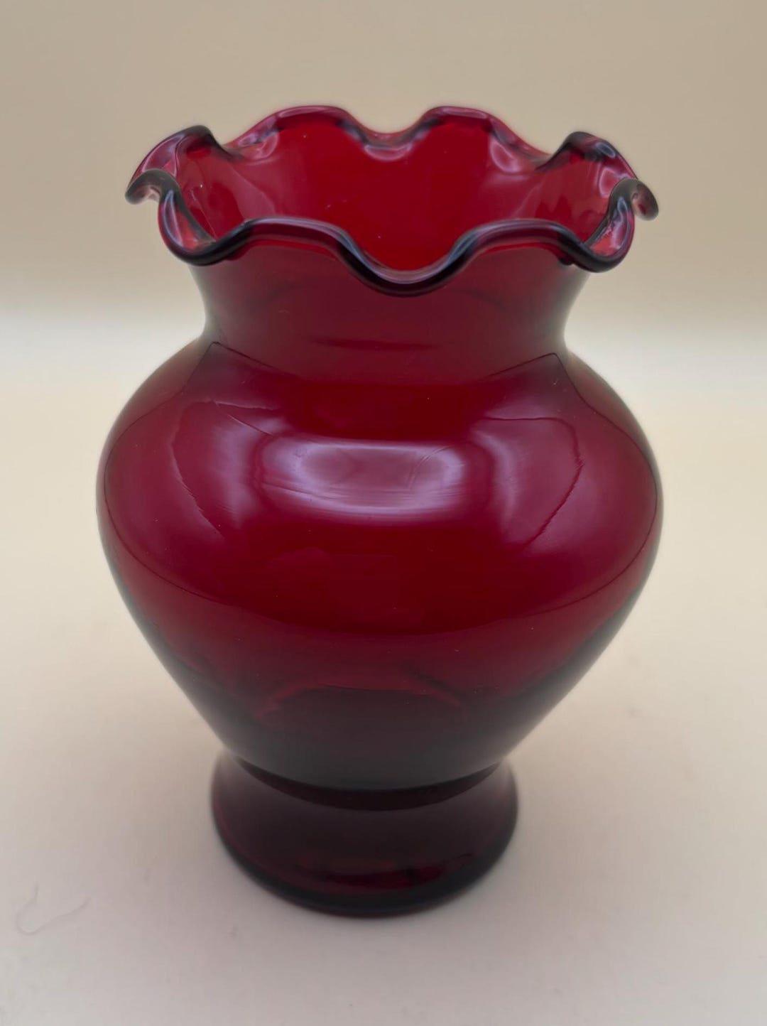 Vintage Ruby Red Ruffled Glass Vase With Curvy and Fluted Top Lover ...