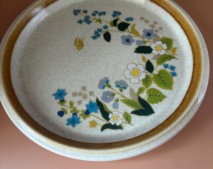 Vintage Mikasa Salad Plate Stone Manor Stoneware F5827 Sweet Briar Blue & White Flowers Lover Antiques and Vintage
