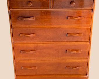 Cushman Colonial Creations Bar Harbor Chest No. 5454 5 drawer dresser, Mid Century Modern Cushman, Lover Antiques and Vintage