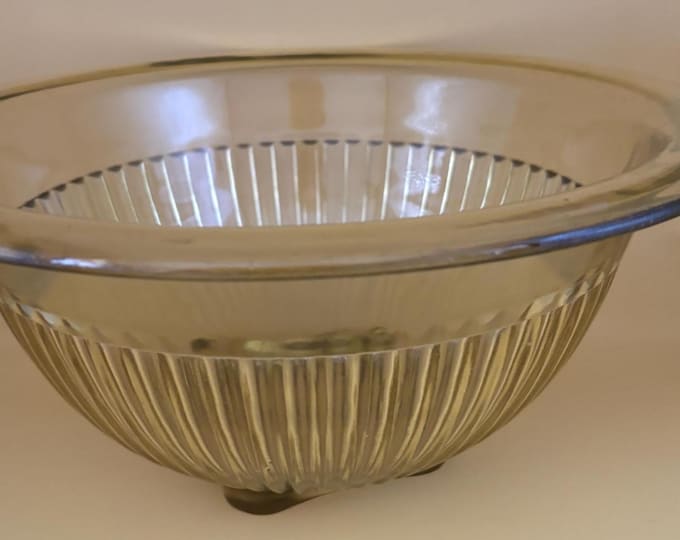 Federal Glass Large Mixing Bowl in Golden Glo, Depression Glass Nested Bowl, Ribbed Lower Panel, Lover Antiques and Vintage