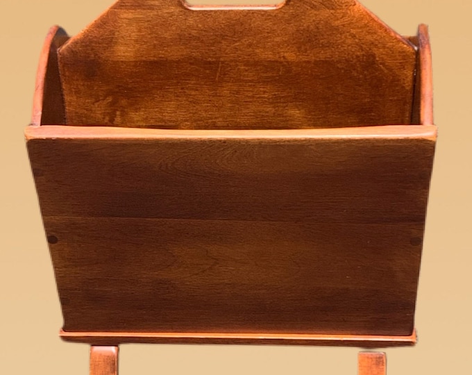 Cushman Colonial Creations Bromley Magazine Basket No. 5303, Rustic Home Decor