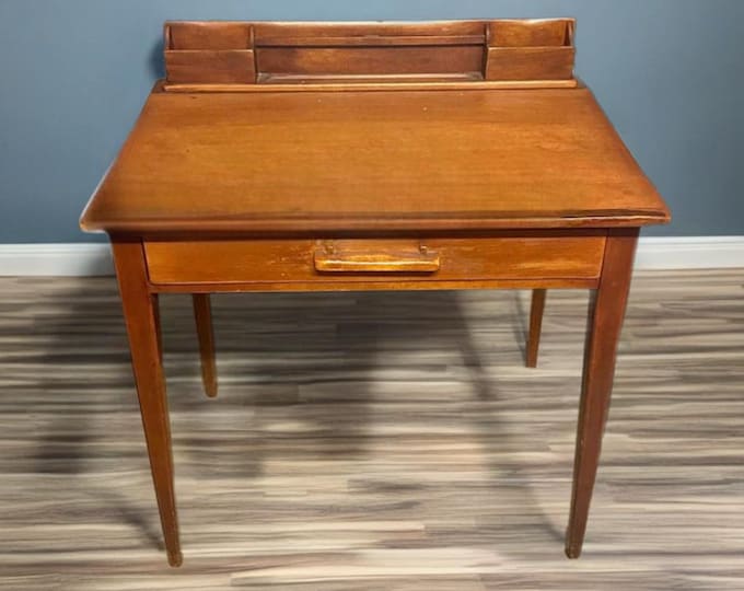Cushman Colonial Creations Brookhollow Desk No. 8108, Lover Antiques and Vintage