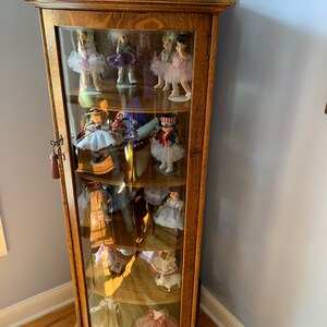 Antiguo armario de madera de roble tigre curio tallado patas | Etsy