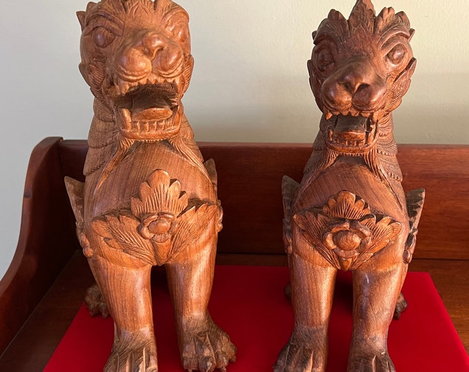 Vintage Foo Dogs Carved Statues From Hong Kong, Set of 2 Foo Dog Carved Teak Statues, Lion and a Dog Foo Dog, Lover Antiques and Vintage
