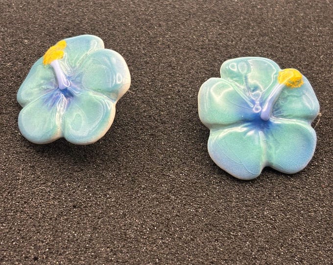 Vintage Pansies Hand Painted Porcelain Flower Earrings Lover Antiques and Vintage