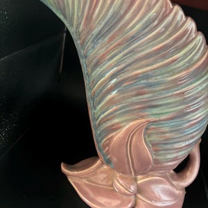 Vintage Royal Haeger Fern Leaf Vase Mauve Agate Art Pottery Art Deco Potteries Lover Antiques and Vintage