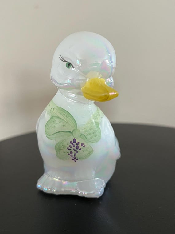 Vintage Fenton Opalescent Glass Duck: Hand-painted Animal Figurine