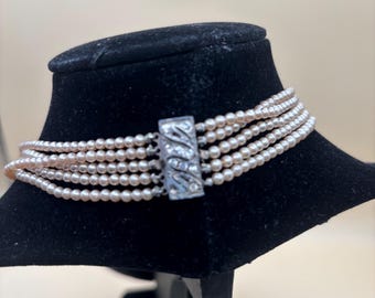 Vintage Multi Strand Faux Pearl Necklace: Elegant Layered Design