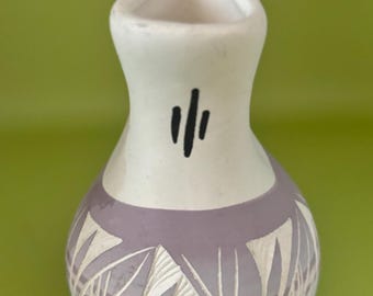 Vintage Navajo Etched Hand Painted Wedding Vase Signed on Bottom Purple Pottery Pueblo Wedding Vase Lover Antiques Vintage