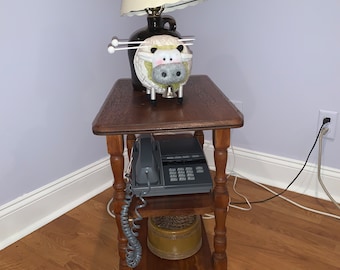 Antique Oak Side Table Coffee Table Small Wood Furniture Entryway Lover Antiques and Vintage